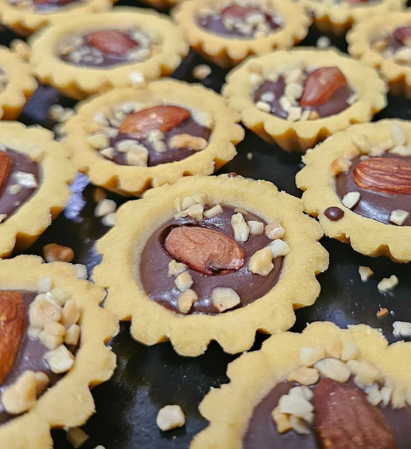 Almond Chocolate Tart-img