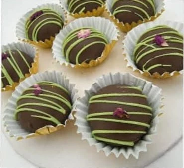 Pistachio Kunafa Cookies-img